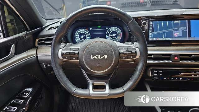 Kia K5 3rd generation 2023 Белый из Кореи, фото 4