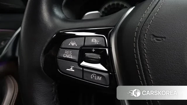 BMW 5 Series (G30) 2018 Белый из Кореи, фото 4