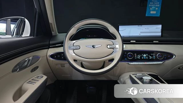 Genesis GV70 2023 Белый из Кореи, фото 4