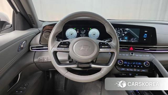 Hyundai The New Avante (CN7) 2024 Белый из Кореи, фото 4