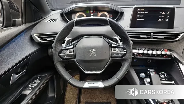 Peugeot 5008 second generation 2020 Черный из Кореи, фото 4