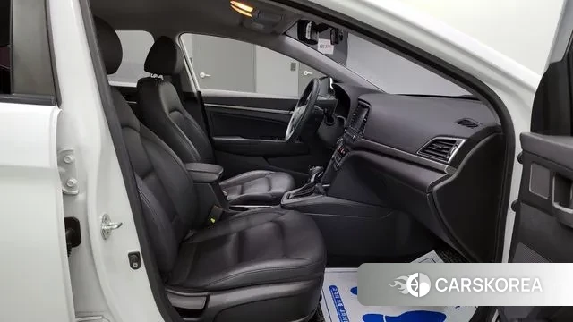 Hyundai Avante AD 2018 Белый из Кореи, фото 4