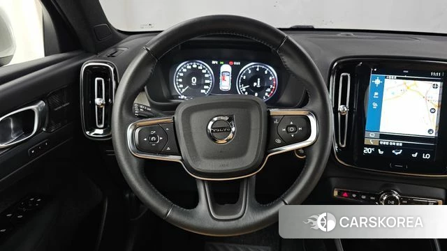 Volvo XC40 2021 Белый из Кореи, фото 4