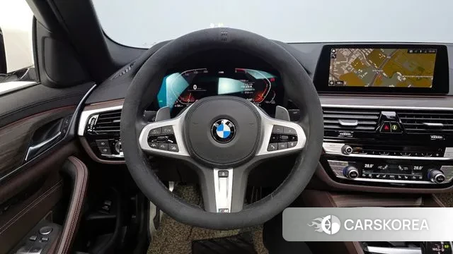 BMW 5 Series (G30) 2020 Белый из Кореи, фото 4