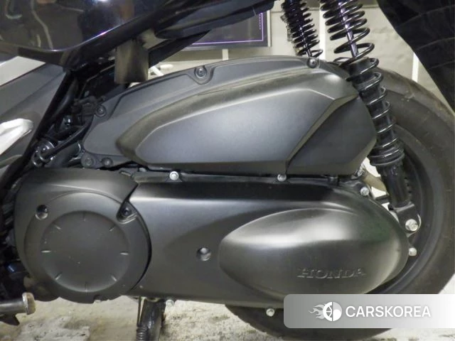 Проданный Honda FORZA id 4184454 из Японии, фото 5