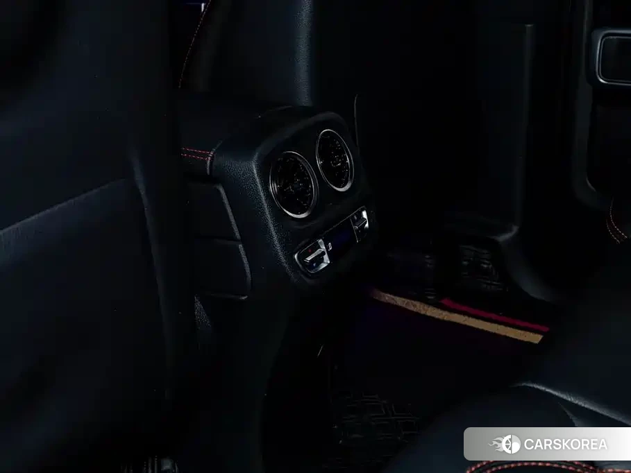 Mercedes-Benz G-Class 2023 Белый из Китая, фото 4