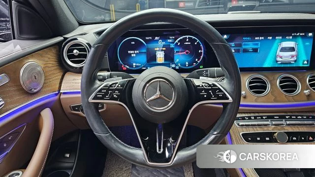 Mercedes-Benz E-Class W213 2021 Черный из Кореи, фото 4