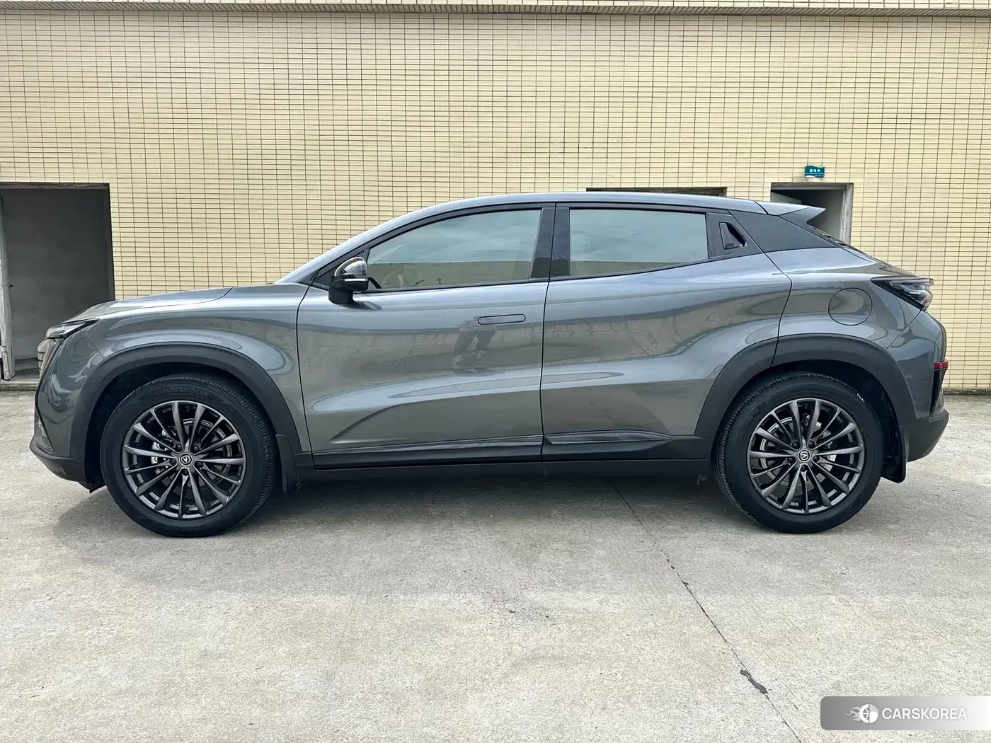 Chang'an UNI-T 2022 Silver/gray из Китая, фото 4