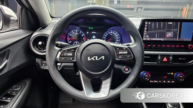 Kia The New K3 2nd generation 2021 Белый из Кореи, фото 4