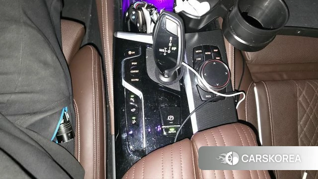 BMW 6 Series GT (G32) 2023 Белый из Кореи, фото 4