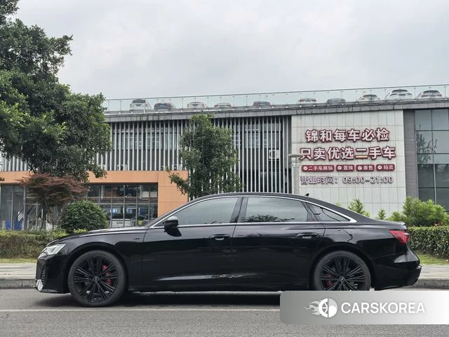 Audi A6L 2022 Черный из Китая, фото 4