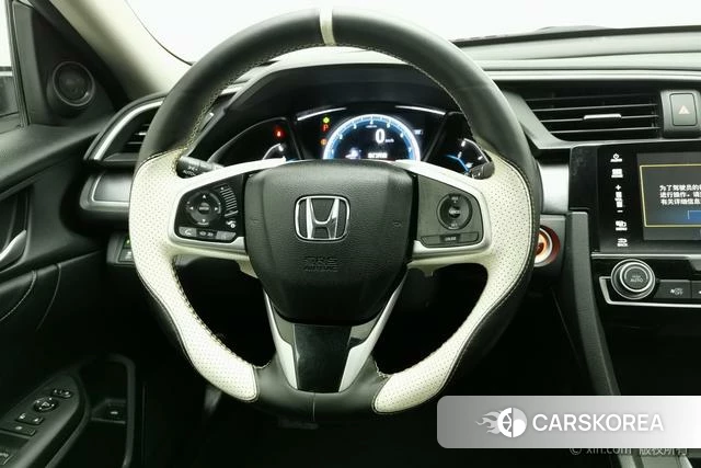 Honda Civic 2018 Белый из Китая, фото 4