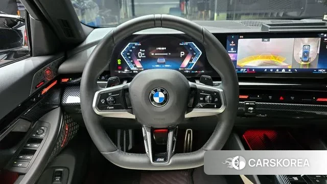 BMW 5 Series (G60) 2024 Небесно-голубой из Кореи, фото 4