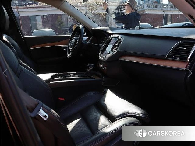 Volvo XC90 second Generation 2018 Черный из Кореи, фото 4