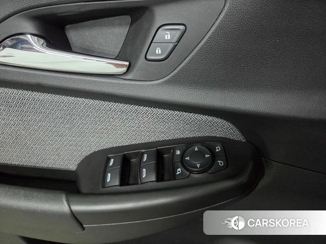 Chevrolet (GM Daewoo) Trailblazer 2020 Белый из Кореи, фото 4