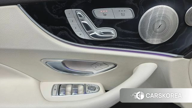 Mercedes-Benz E-Class W213 2018 Белый из Кореи, фото 4
