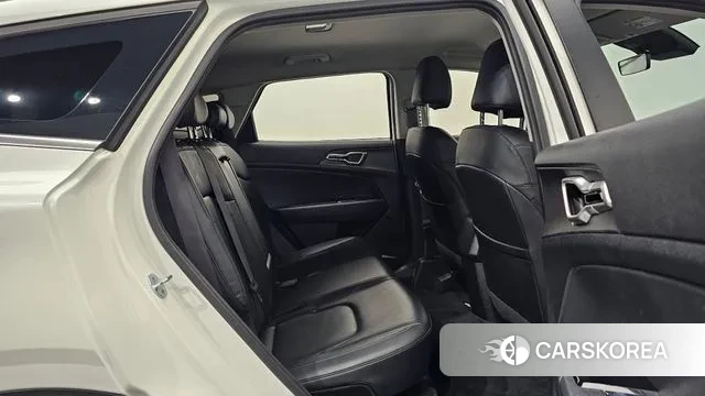 Kia Sportage 5th Generation 2022 Белый из Кореи, фото 4