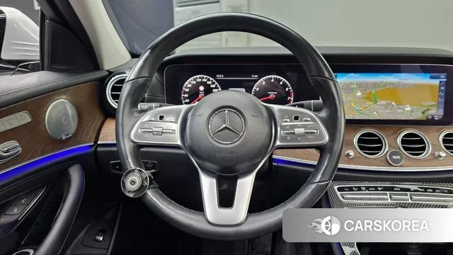 Mercedes-Benz E-Class W213 2018 Серебряный из Кореи, фото 4