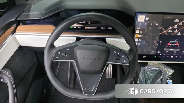 Tesla Model X 2023 Черный из Кореи, фото 4
