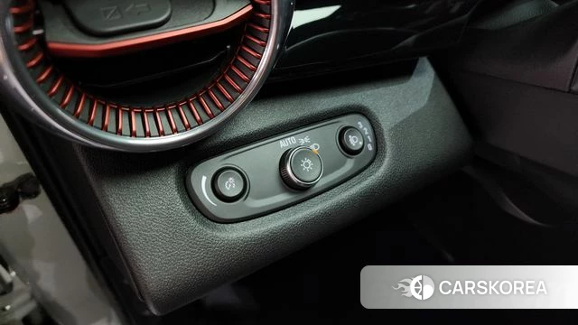 Chevrolet (GM Daewoo) Trax Crossover 2023 Светло-зеленый из Кореи, фото 4