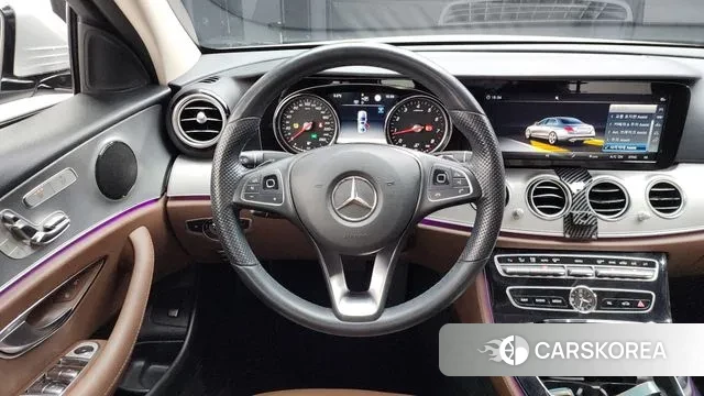 Mercedes-Benz E-Class W213 2018 Серебряный из Кореи, фото 4