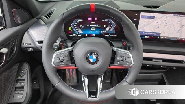 BMW 1 Series (F70) 2026 Белый из Кореи, фото 4