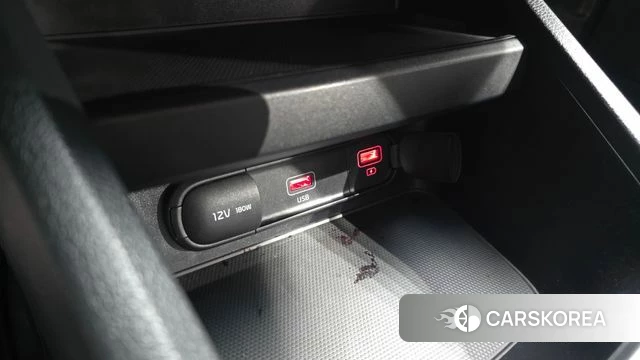 Kia The New K3 2nd generation 2022 Белый из Кореи, фото 4