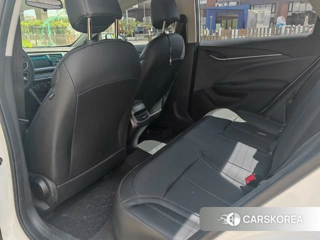 Buick Yinglang 2021 Белый из Китая, фото 4