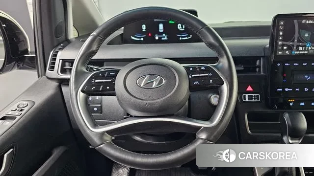 Hyundai Staria 2023 Серебряный из Кореи, фото 4