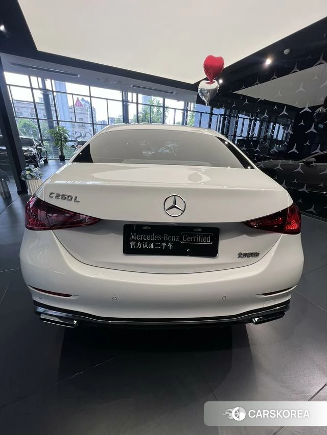 Mercedes-Benz Class C 2025 Белый из Китая, фото 4