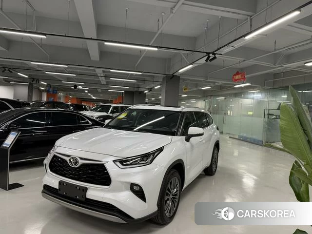Toyota Highlander 2026 Белый из Китая, фото 4