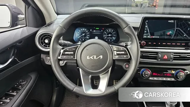 Kia The New K3 2nd generation 2024 Серый из Кореи, фото 4