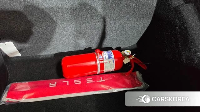 Tesla Model X 2023 Белый из Кореи, фото 4