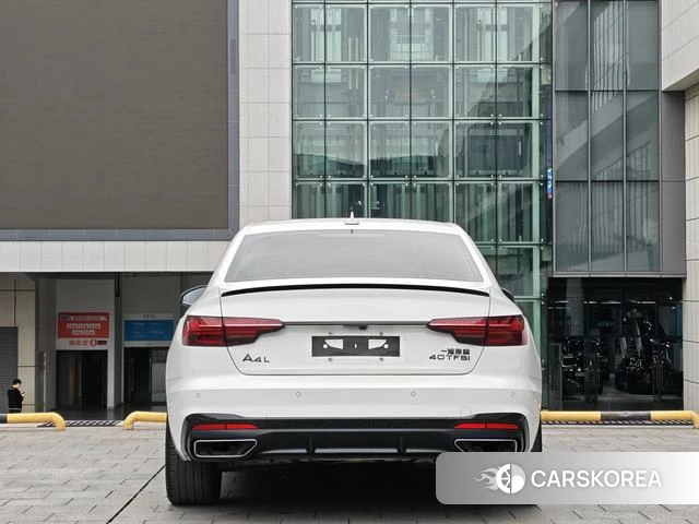 Audi A4L 2022 Белый из Китая, фото 4