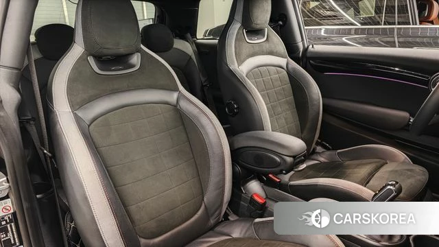 Mini Cooper S 2023 Черный из Кореи, фото 4