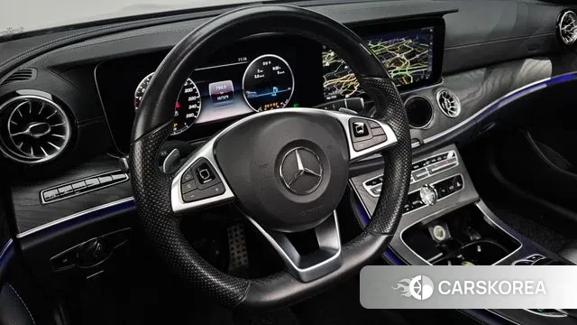 Mercedes-Benz E-Class W213 2018 Черный из Кореи, фото 4