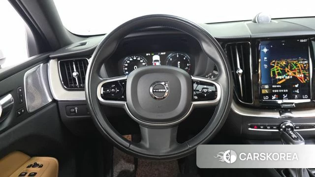Volvo XC60 second Generation 2020 Белый из Кореи, фото 4