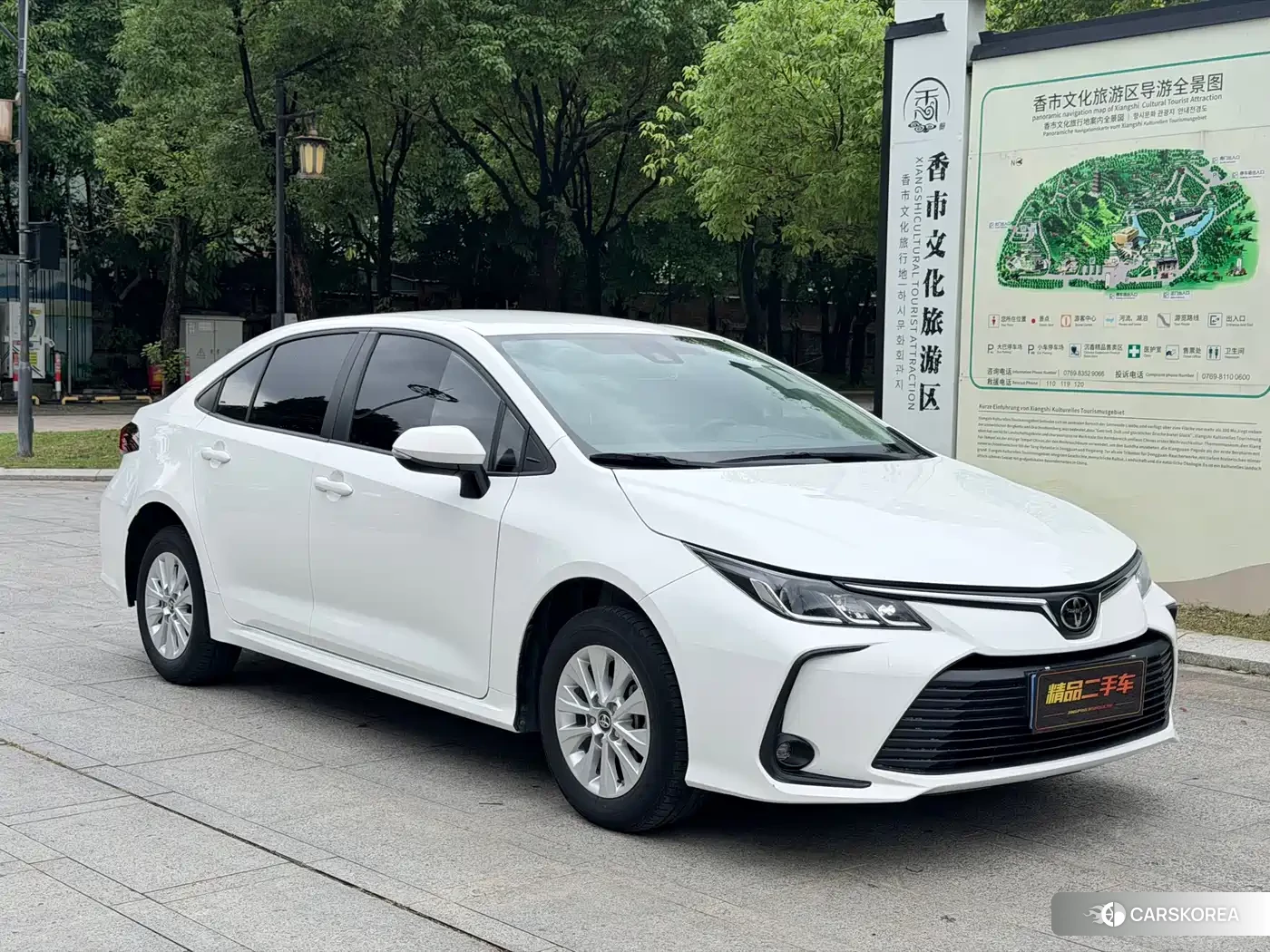 Toyota Corolla 2023 Белый из Китая, фото 4