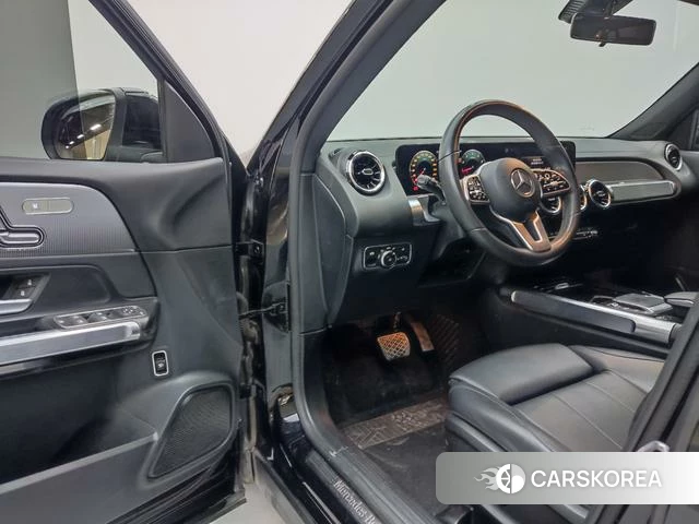 Mercedes-Benz GLB 2021 Черный из Китая, фото 4