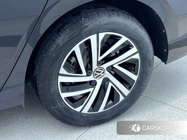 Volkswagen Lavida 2022 Черный из Китая, фото 4