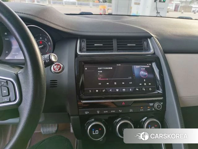 Jaguar E-PACE 2019 Красный из Китая, фото 4