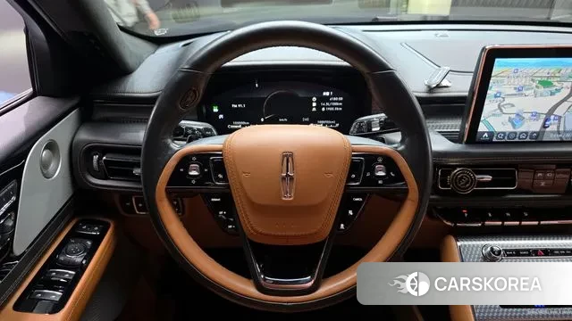 Lincoln Aviator 2nd generation 2021 Серый из Кореи, фото 4