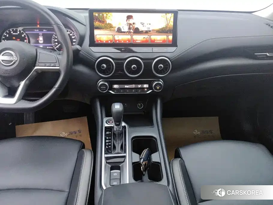 Nissan Sylphy 2025 Silver/gray из Китая, фото 4