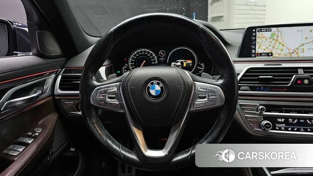 BMW 7 Series (G11) 2018 Синий из Кореи, фото 4