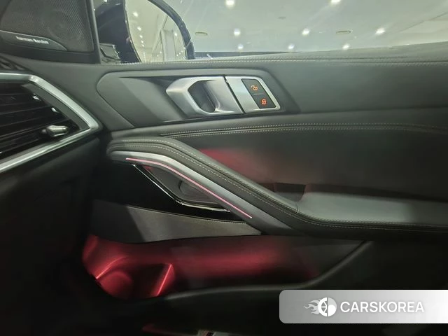 BMW X6 (G06) 2025 Цвет галактики из Кореи, фото 4