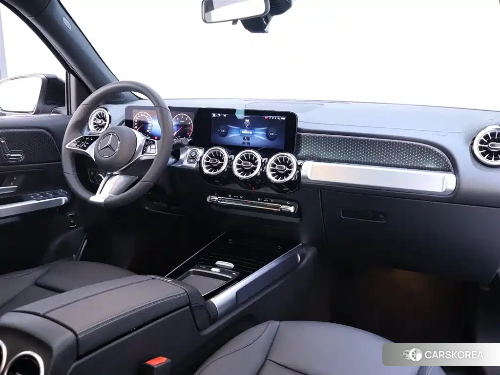 Mercedes-Benz GLB 2025 Черный из Китая, фото 4