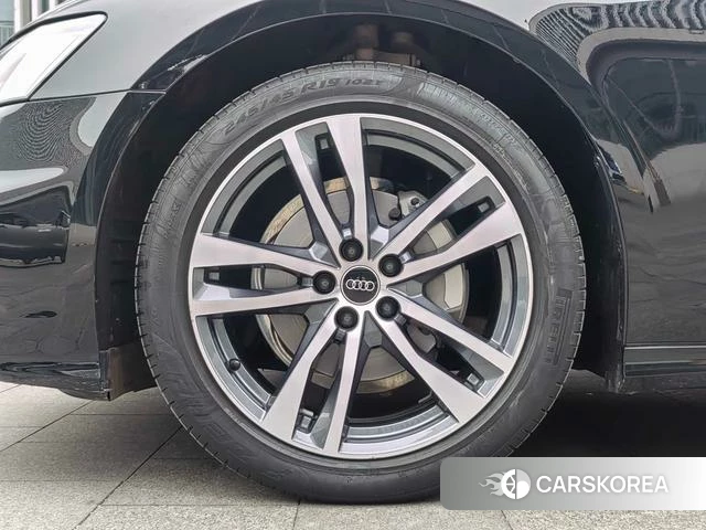 Audi A6L 2024 Черный из Китая, фото 4