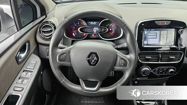 Renault Korea (Samsung) Clio 2018 Белый из Кореи, фото 4