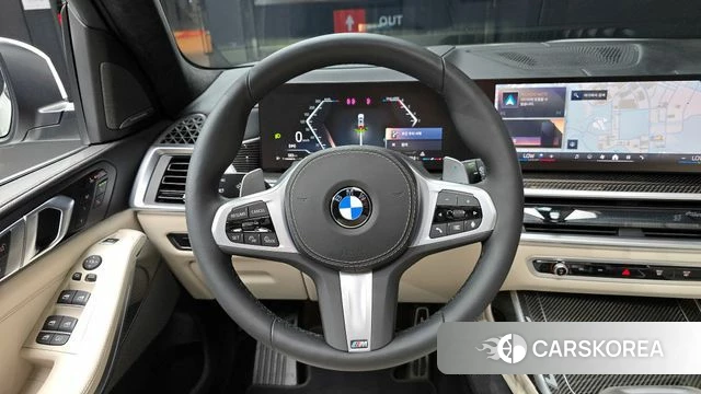BMW X7 (G07) 2025 Белый из Кореи, фото 4