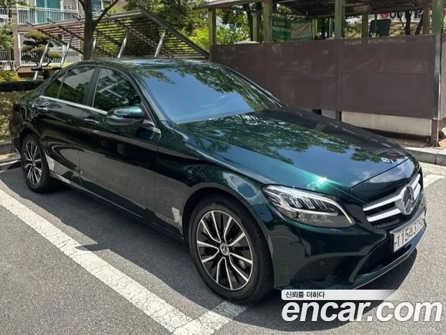 Mercedes-Benz C-Class W205 2019 Темно-зеленый из Кореи, фото 4